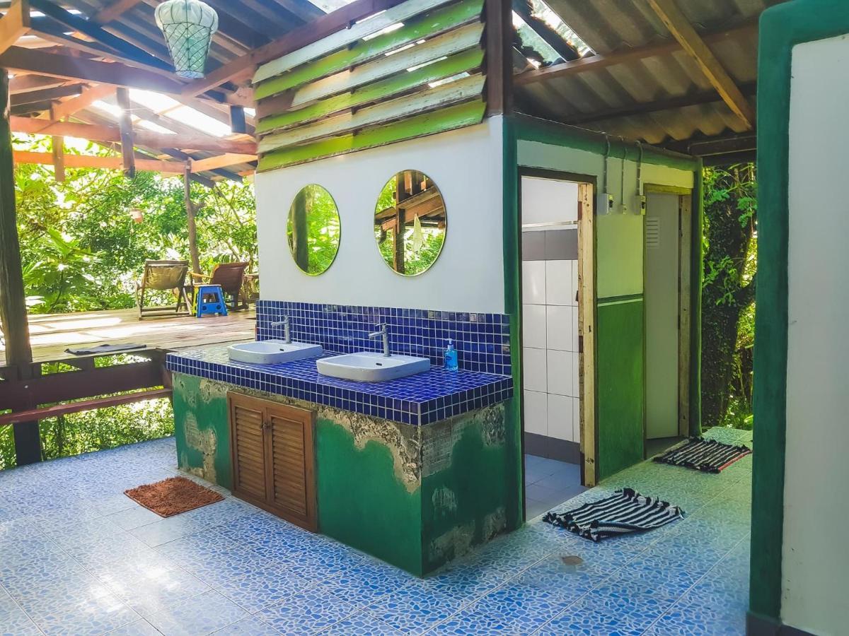 Forestel Homestay Kohkood ฟอเรสเทล โฮมสเตย์ เกาะกูด Ban Khlong Chao Exterior photo
